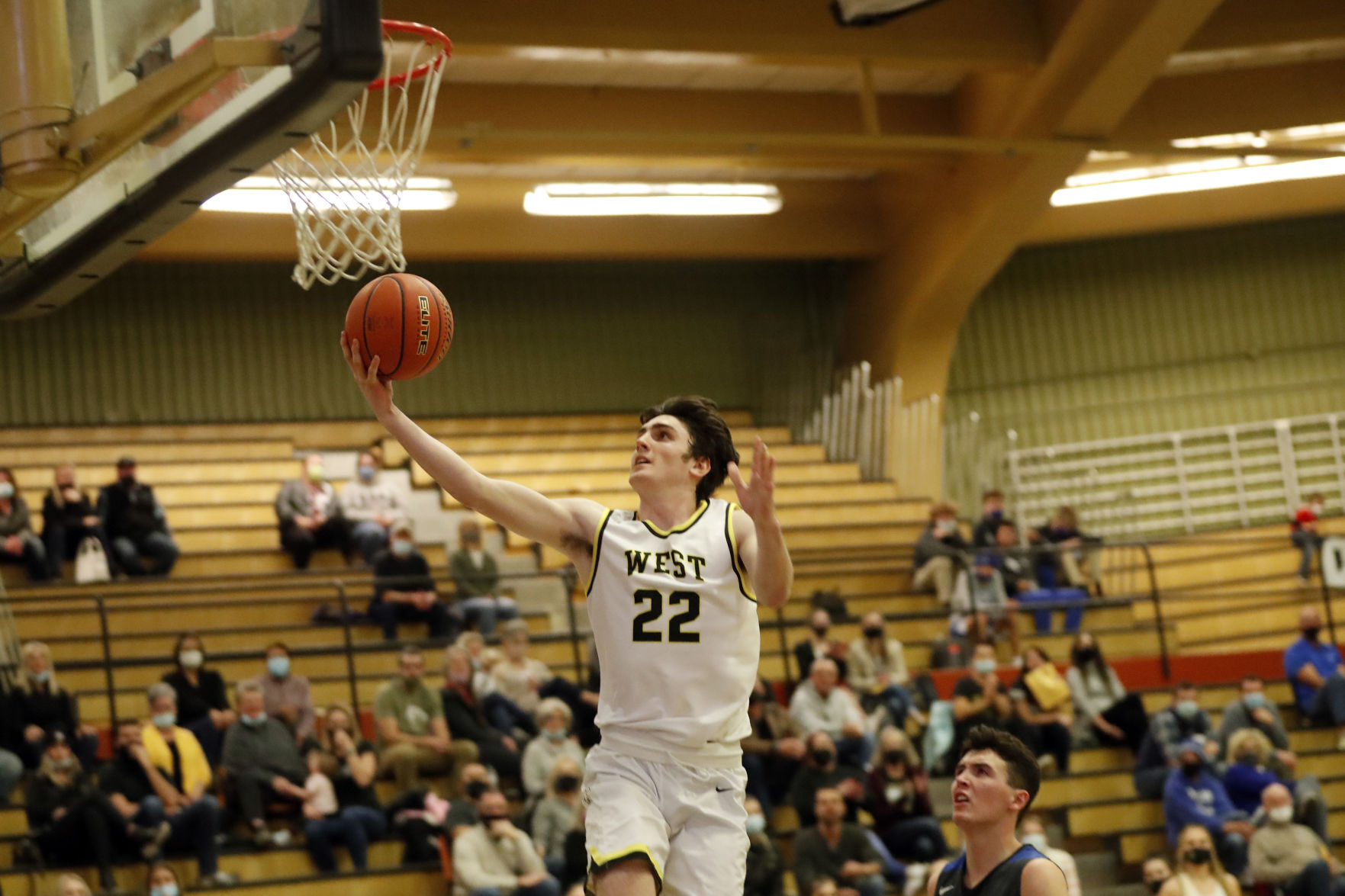 Billings West basketball hosts Skyview